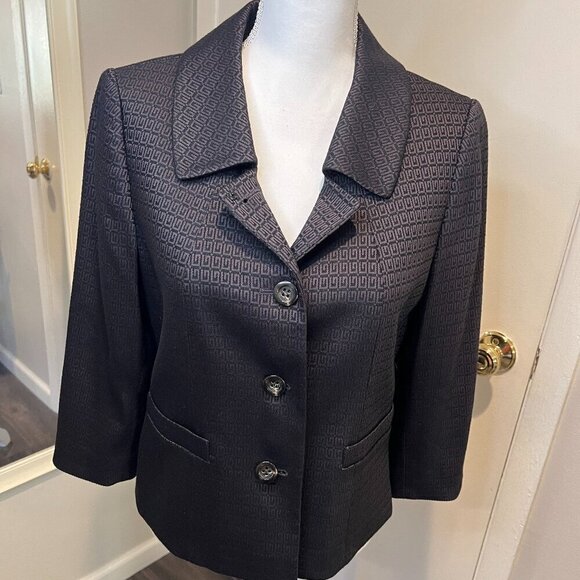 Tahari Arthur S. Levine Black Geometric pattern Button down blazer, Size 8 - Picture 1 of 15